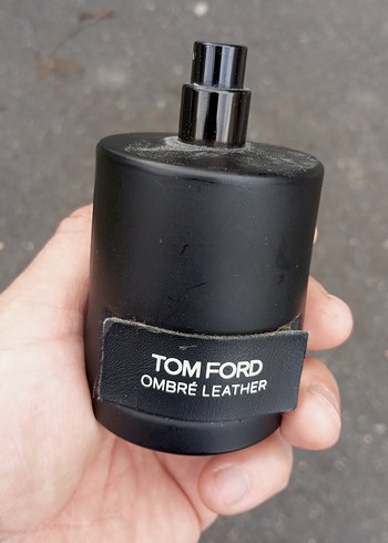 Tom Ford Ombre Leather Erkek Parfümü Siyah - Görsel 3