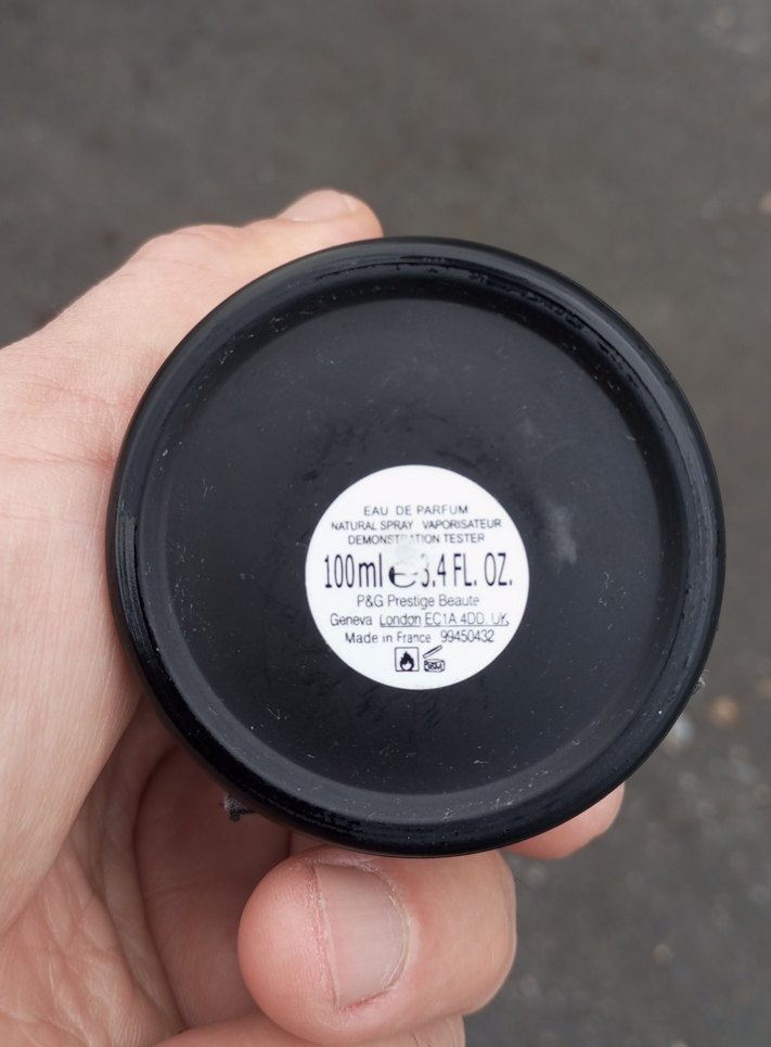 Tom Ford Ombre Leather Erkek Parfümü Siyah - Görsel 4