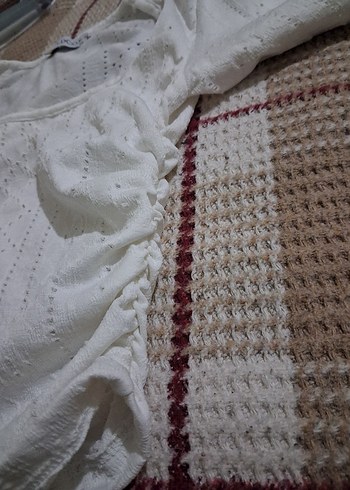 Beyaz Kısa Kollu Kadın Triko Bluz - Görsel 2