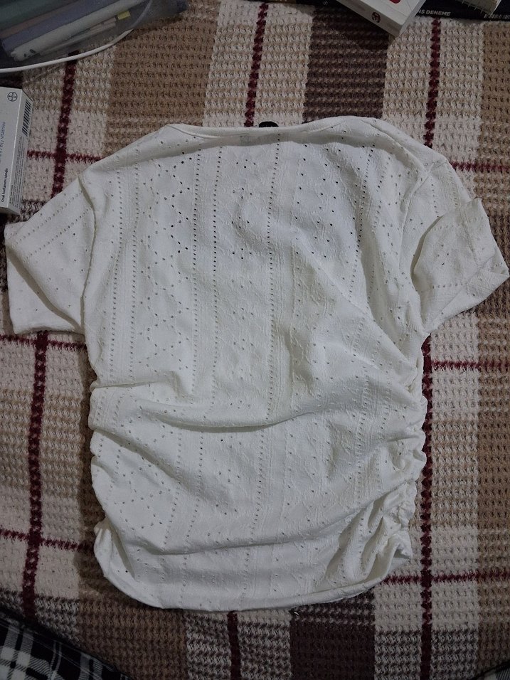 Beyaz Kısa Kollu Kadın Triko Bluz - Görsel 4