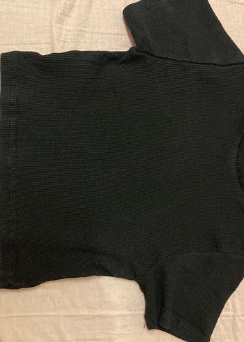 Siyah crop