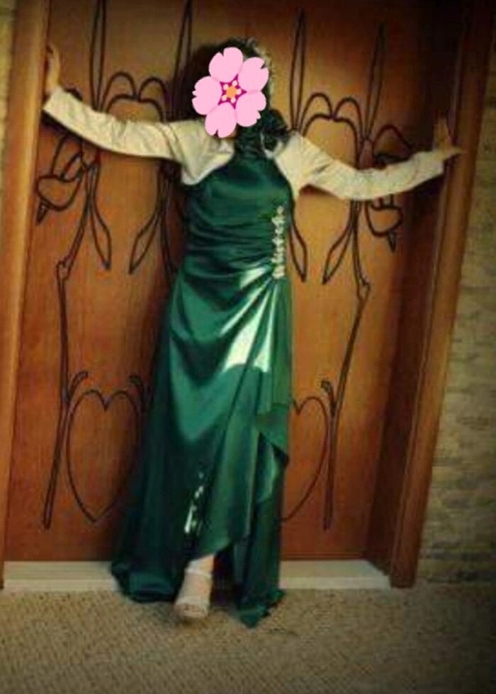 Saten askılı elbise  - Görsel 3