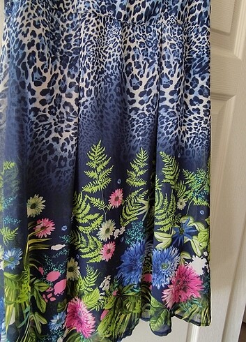 Kısaşifon elbise - Görsel 5