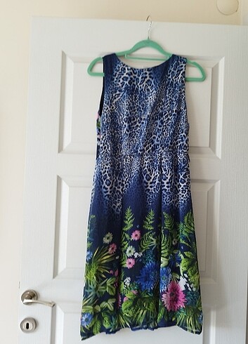 Kısaşifon elbise - Görsel 8