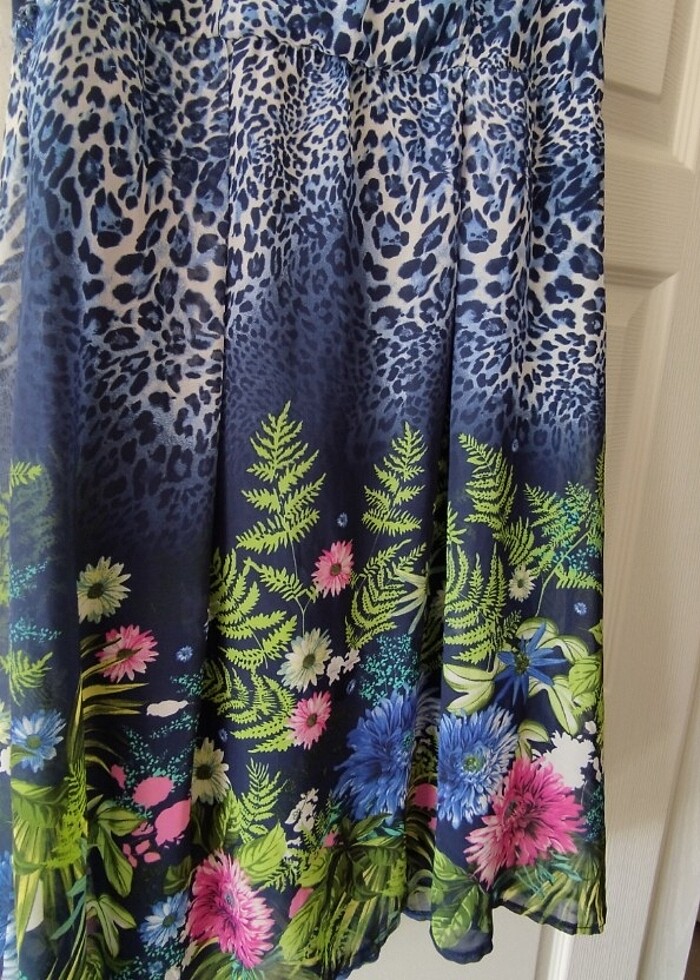 Kısaşifon elbise - Görsel 5