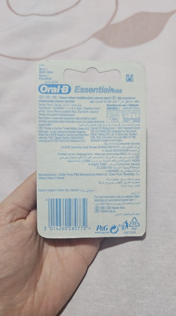 Oral-B Essential Diş İpi — görsel 2/2
