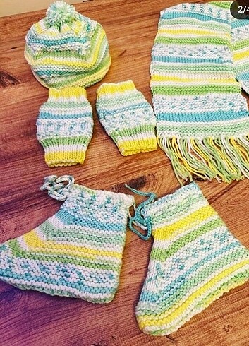 5-8 Yaş, 22 cm Beden Erkek, kız çocuk şapka ,eldiven,atkı,patik takımı