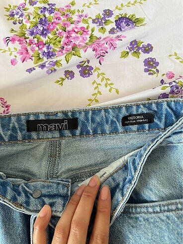 28 Beden Mavi jean