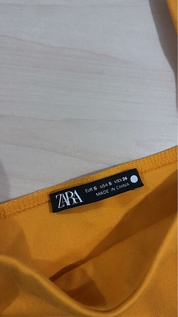 Zara Büstiyer
