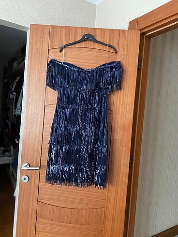 42 Beden lacivert Renk Abiye elbise pullu