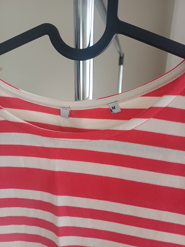 Uzun Kollu Kırmızı Çizgili Triko Elbise - Görsel 3