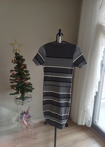 Gri Çizgili Kısa Kollu Triko Midi Elbise - Görsel 2