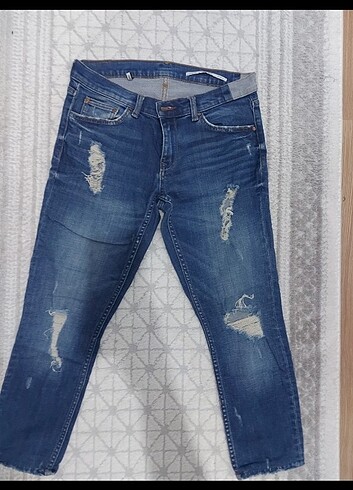 Kot pantolon yırtık model