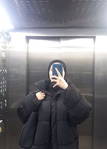 m Beden siyah Renk H&M SİYAH KAPİTONE MONT