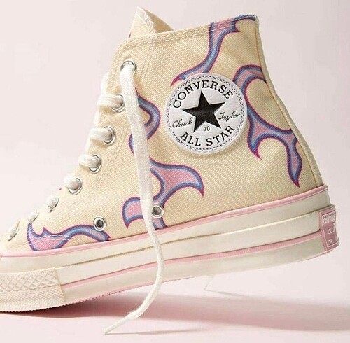 Tasarım converse ayakkabı