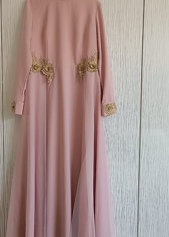 Pembe Uzun Kollu Nakışlı Uzun Abiye