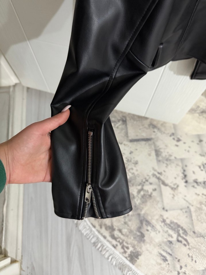 Zara Siyah Deri Biker Ceket - Görsel 3