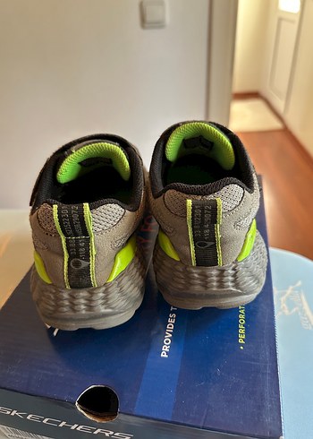 33 Beden Skechers 33 numara erkek çocuk