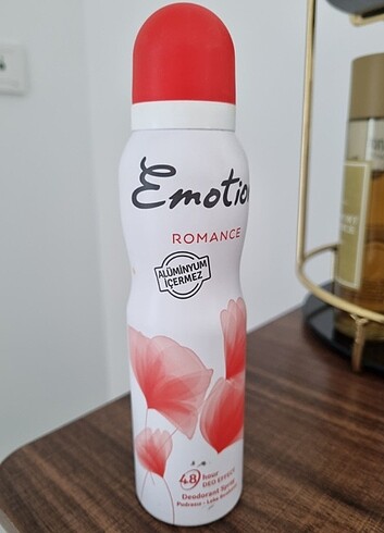 Deodorant spray