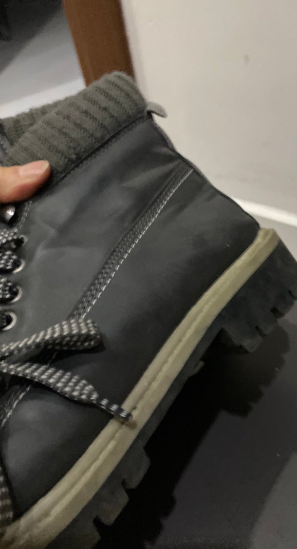 Gri Sokak Tarzı Erkek Bağcıklar - Görsel 2