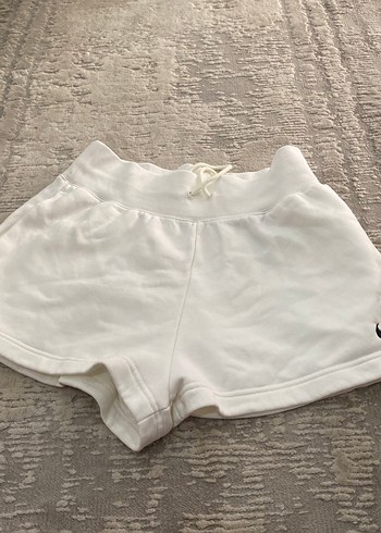 Beyaz Kadın Mini Şort Rahat Kesim