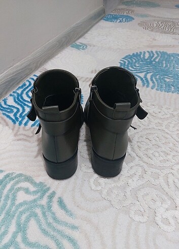 Haki renk bayan bot bir defa giyilmis  - Görsel 4