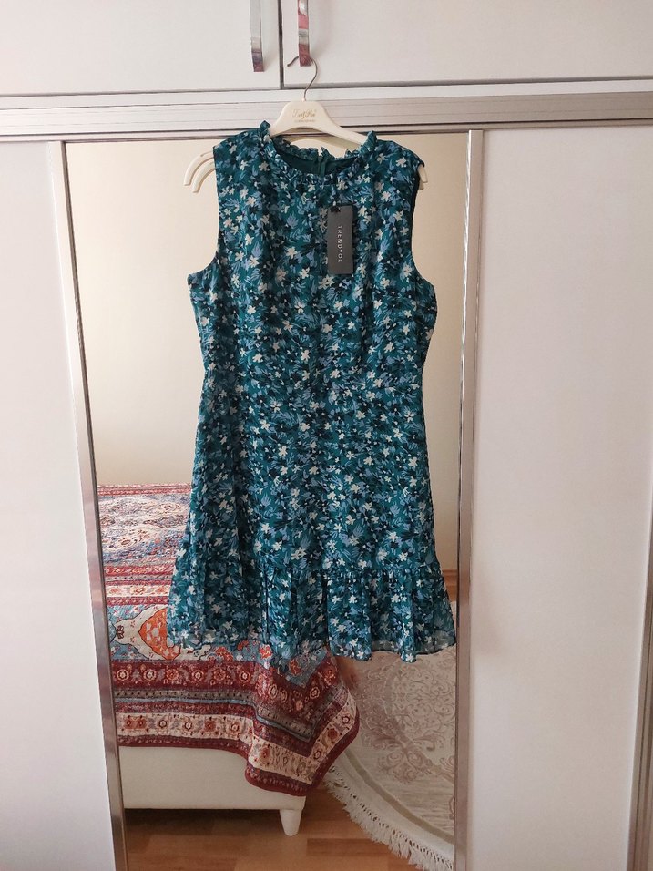 Bohem Turkuaz Kolsuz Midi Elbise - Görsel 3