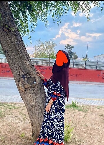 38 Beden çeşitli Renk Desenli Tesettür Elbise
