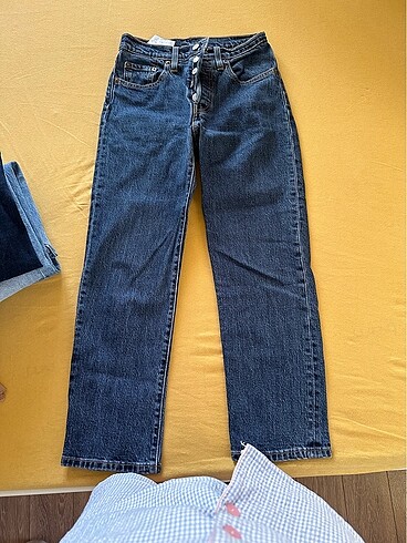 xs Beden levis 501