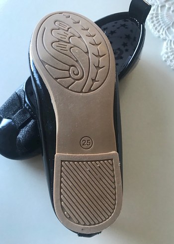 Kız Çocuk Siyah Fiyonk Detaylı Babet - Görsel 3