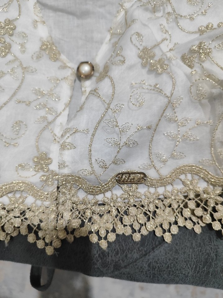 Kızlar için Nakışlı Beyaz Bolero - Görsel 3