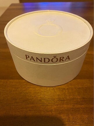 Pandora takı kutusu
