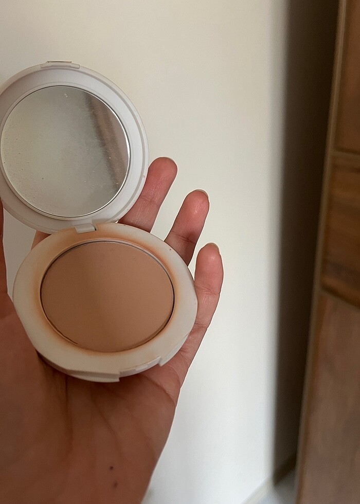 Maybelline superstay 21 nude pudra - Görsel 3