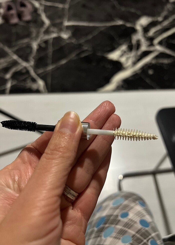 CLINIQUE siyah beyaz çift başlı maskara - Görsel 4