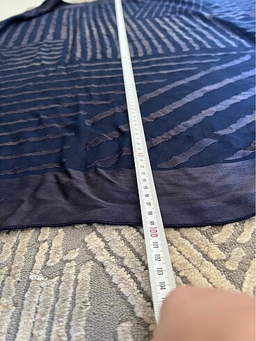 Lacivert Eşarp örtü - Görsel 4