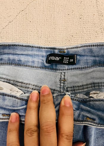 28 Beden Gevşek Kesim Mini Denim Şort