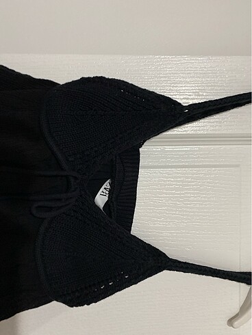 Zara Zara göğüs kısmı örgülü modelli fırfırlı mini elbise