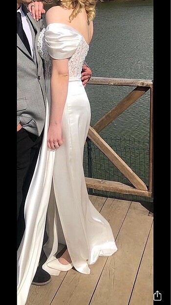 Nikah elbisesi