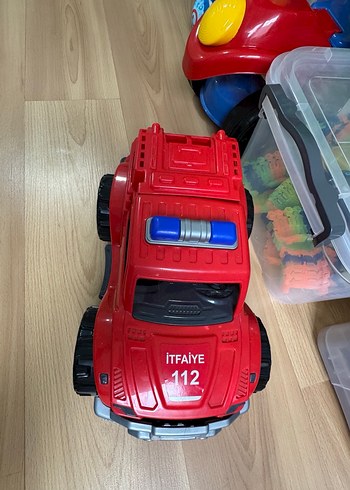Kırmızı İtfaiye Oyuncak Arabası 112 - Görsel 5