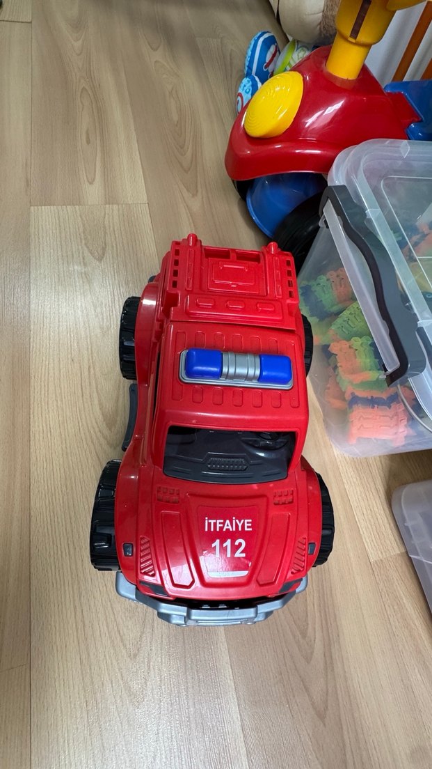 Kırmızı İtfaiye Oyuncak Arabası 112 - Görsel 5