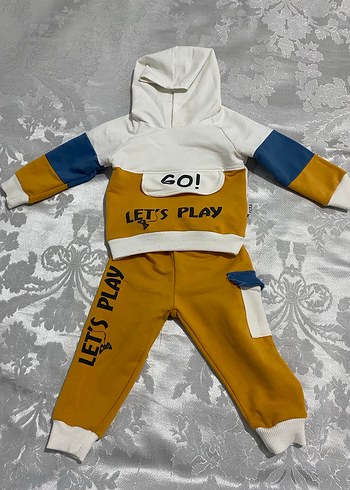 Sarı Kapüşonlu Bebek Takımı Velcro Detaylı - Görsel 4