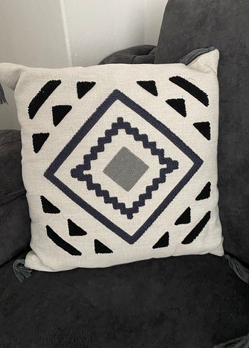 Bohem Nakışlı Gri Beyaz Dekoratif Yastık - Görsel 4