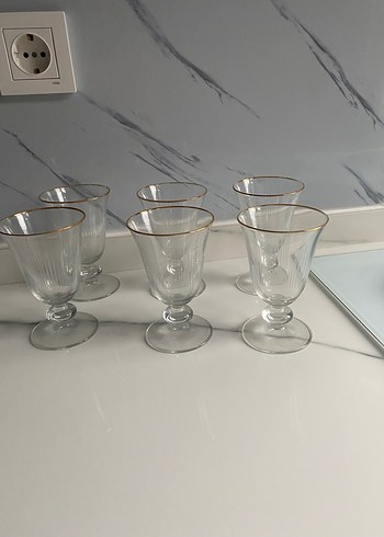 Altın Yaldızlı Altı Parça Cam Kadeh - Görsel 3