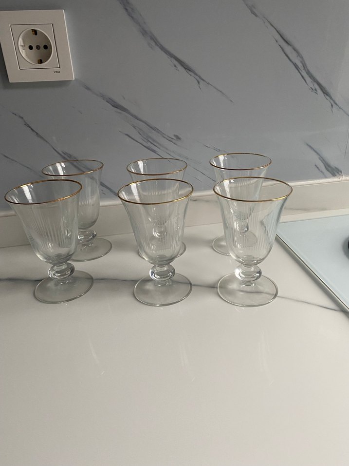 Altın Yaldızlı Altı Parça Cam Kadeh - Görsel 3