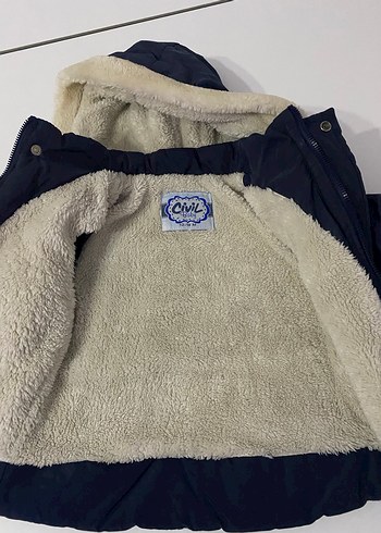 Erkek Çocuk Lacivert Kürklü Kapüşonlu Mont - Görsel 4