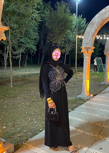 Payet İşlemeli Siyah Uzun Elbise