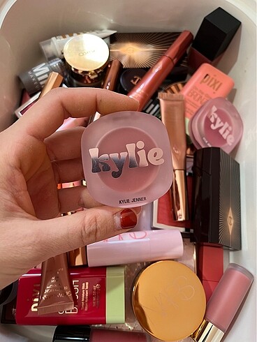 Kylie krem allık