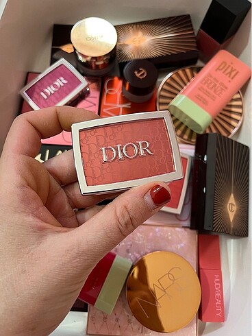 Dior backstage rosy glow allık
