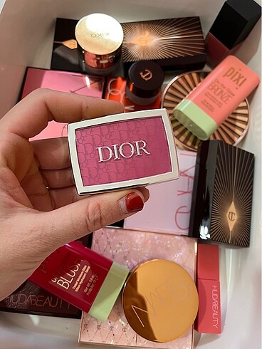Dior backstage rosy glow allık