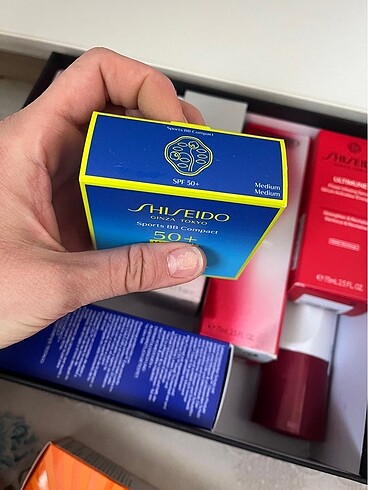 Shiseido Shiseido Sports bb compact medium